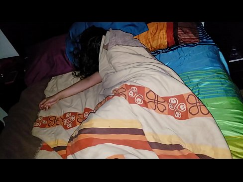 ❤️ Ka riria e te tama taane tana kuia rangatahi i a ia e moe ana. Ataata Fuck i porn mi.vlad-massage-salon.ru ☑